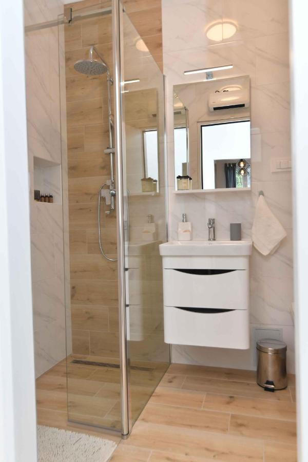 Apartman Leona Lovran Εξωτερικό φωτογραφία