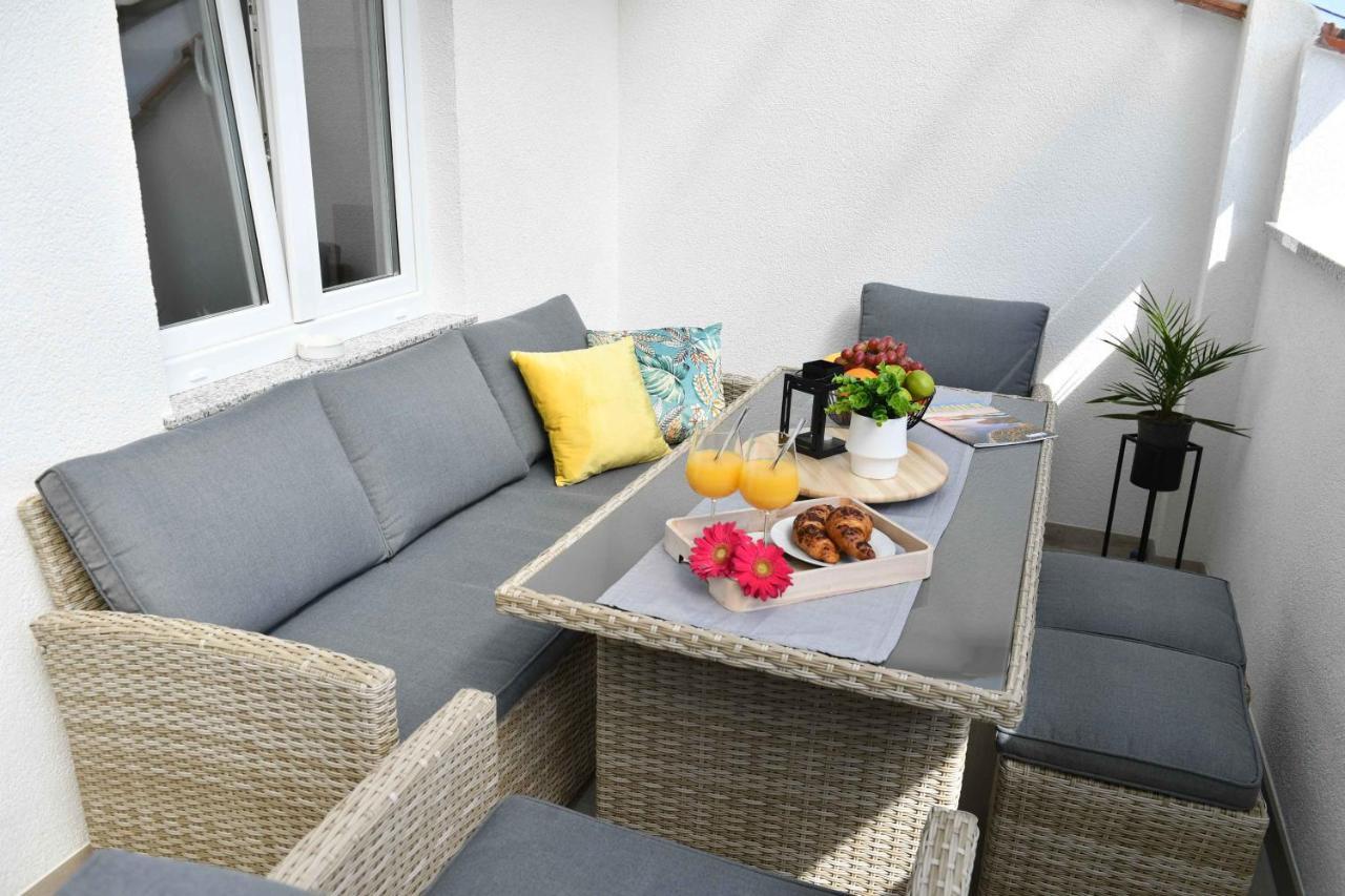 Apartman Leona Lovran Εξωτερικό φωτογραφία