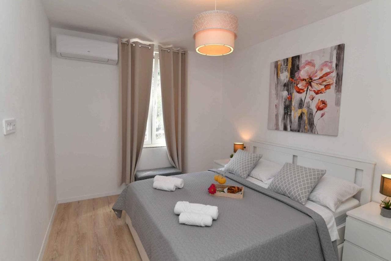 Apartman Leona Lovran Εξωτερικό φωτογραφία