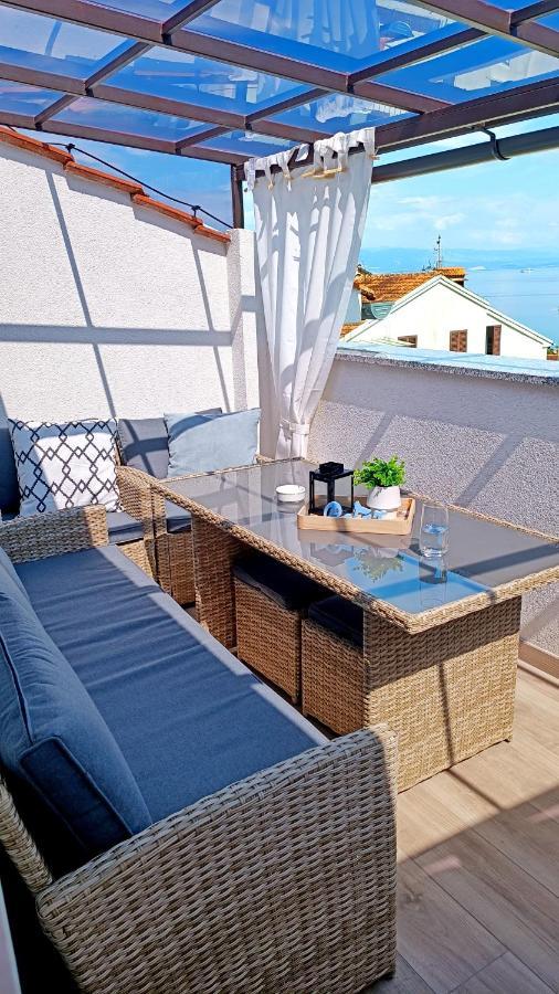 Apartman Leona Lovran Εξωτερικό φωτογραφία